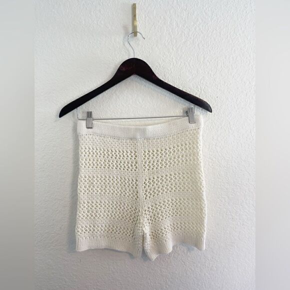 Maurie & Eve In Balance Beachy Boho Knit Crochet Shorts in Ivory Sz 6. NWT - Picture 5 of 8